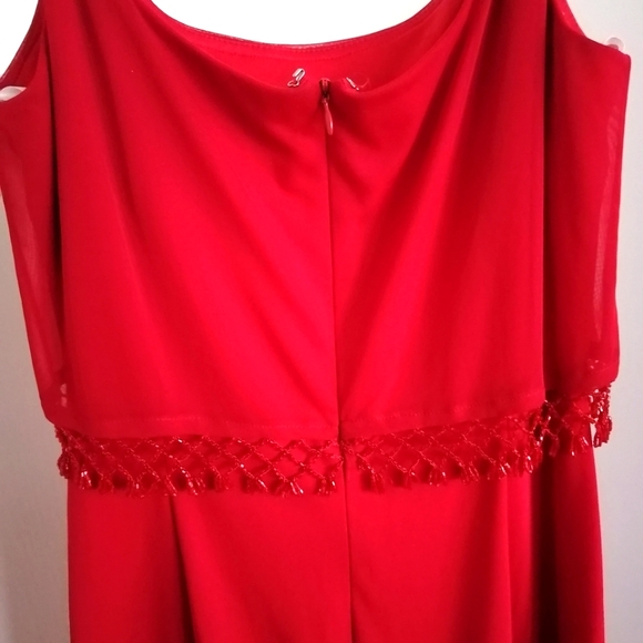 Betsy&Adam by Jaslene red dress - Picture 3 of 6